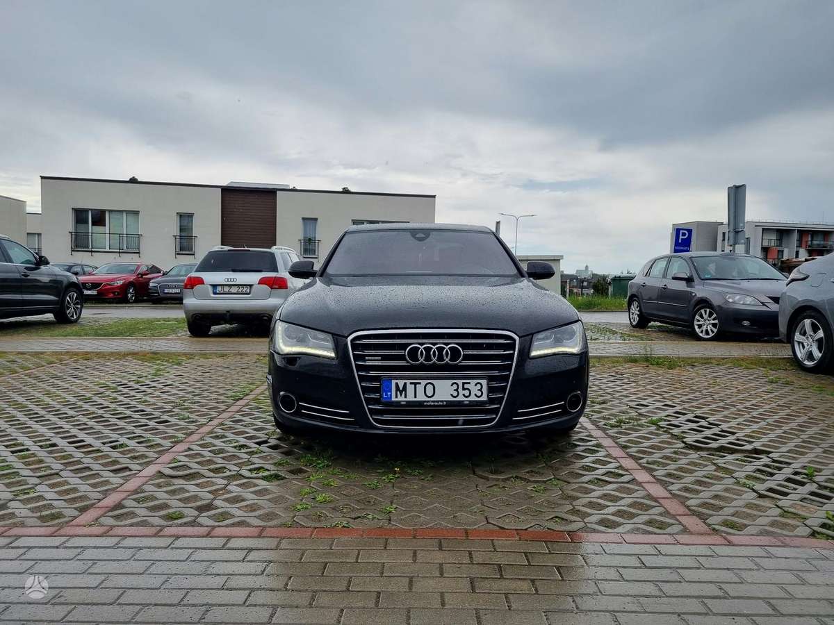 Audi A8