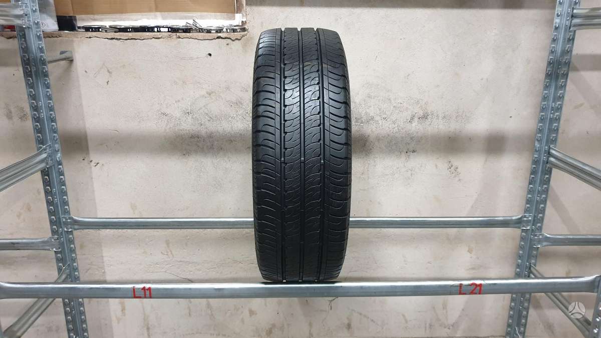 Goodyear Efficient Grip Cargo, летние 215/65 R15