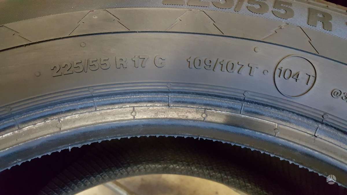 Continental VANCOWINTER2, зимние 225/55 R17