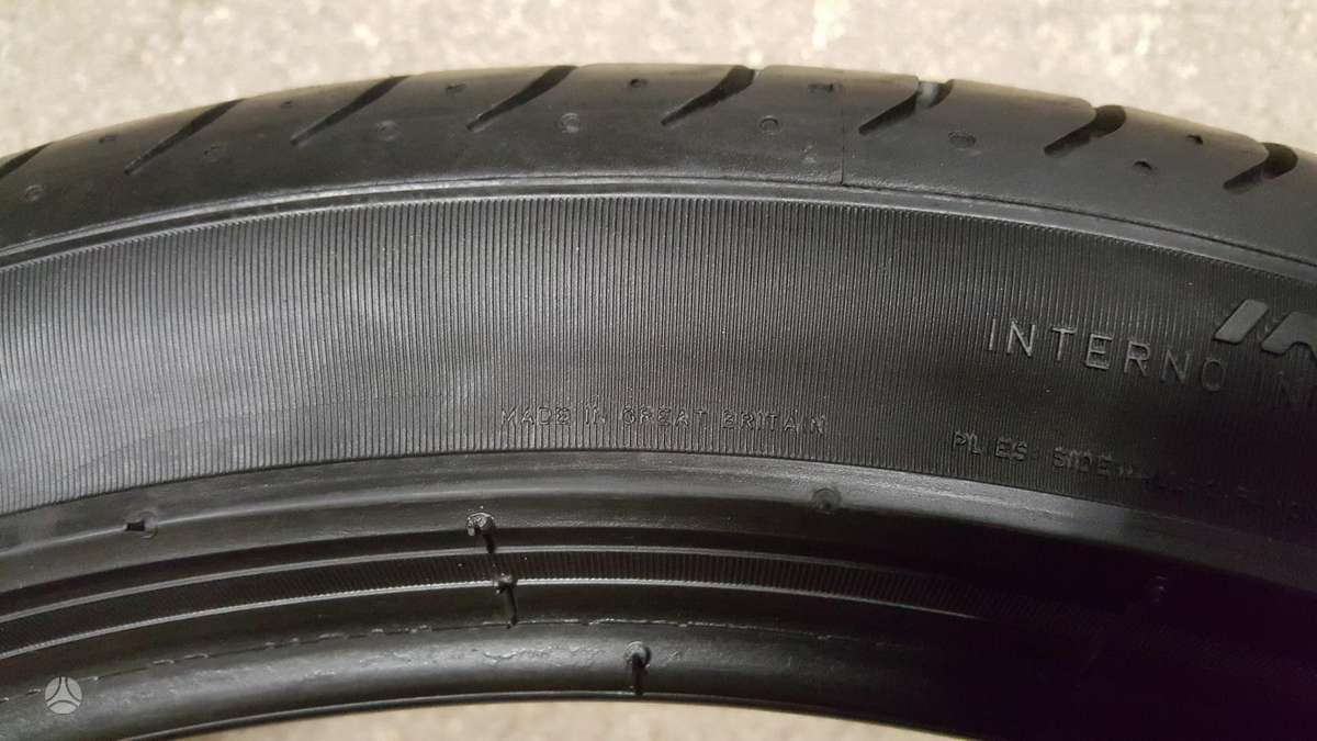Pirelli PZero TM, летние 255/40 R21