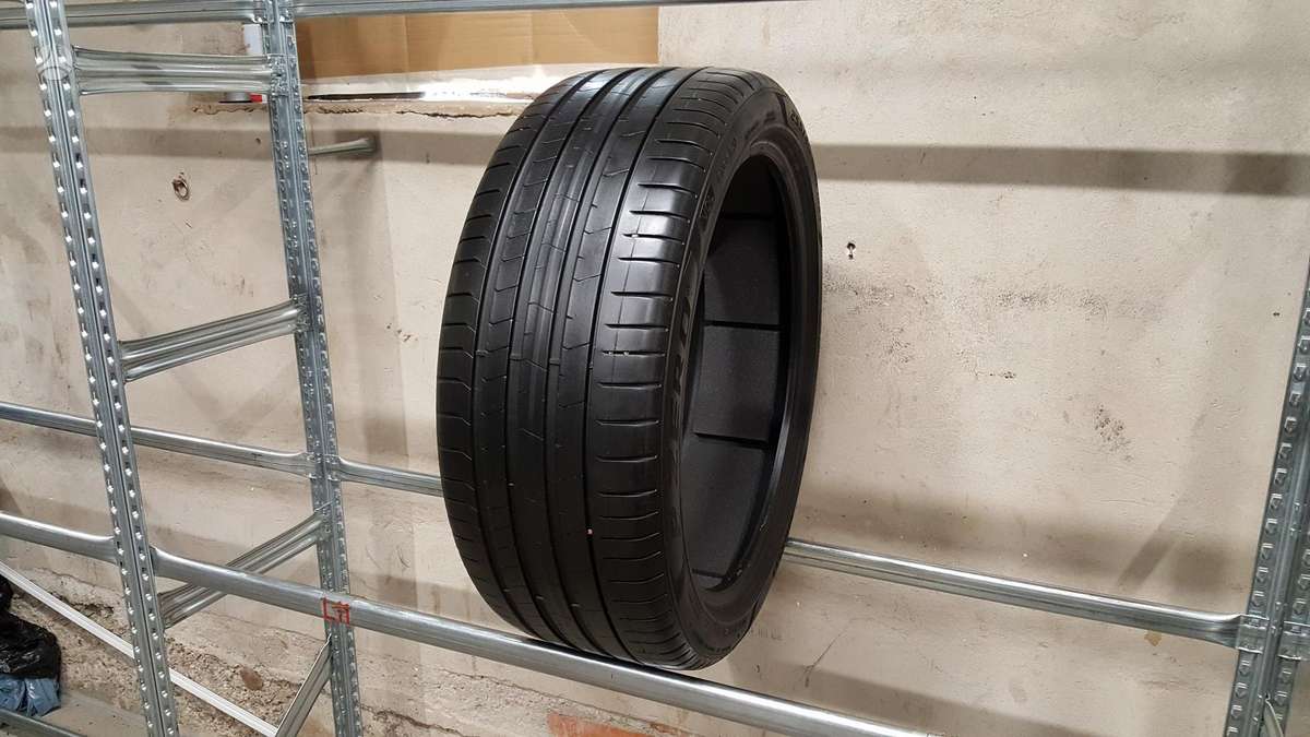 Pirelli PZero TM, vasarinės 255/40 R21