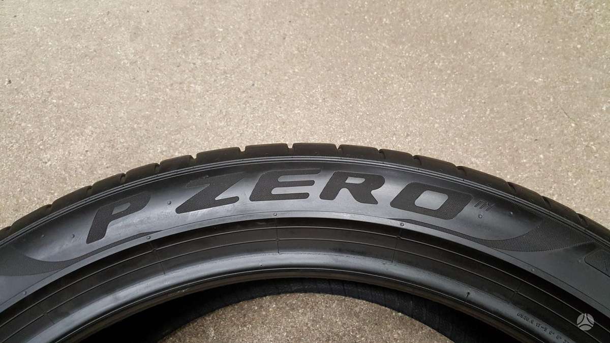 Pirelli PZero TM, летние 255/40 R21