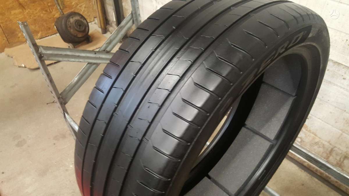 Pirelli P ZERO, vasarinės 255/40 R21