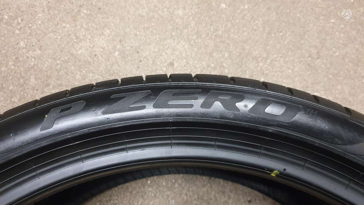 Pirelli PZero TM, vasarinės 275/35 R22