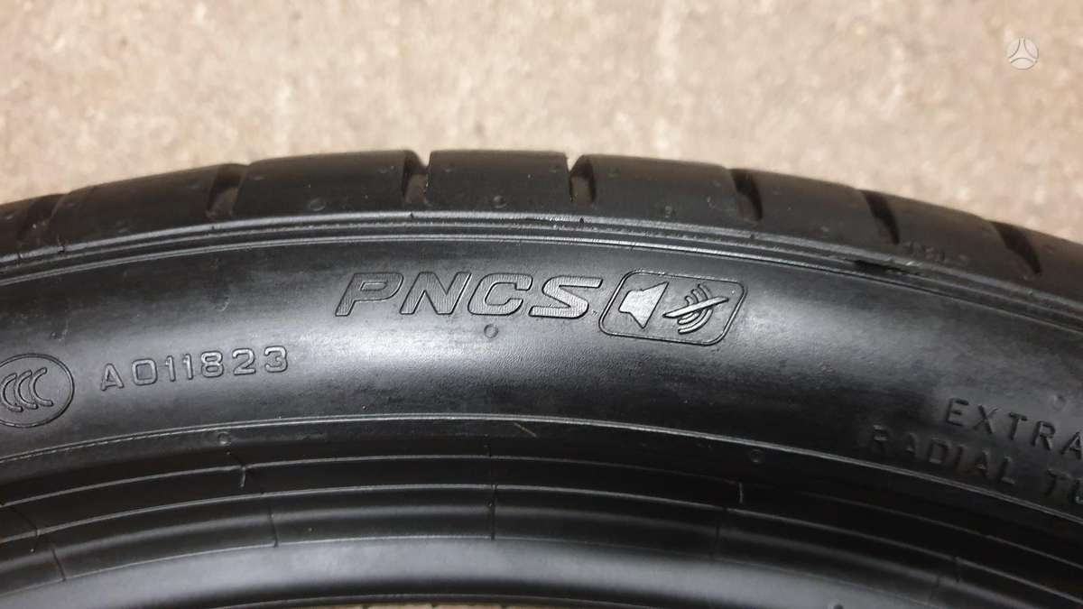 Pirelli PZero TM, vasarinės 275/35 R22