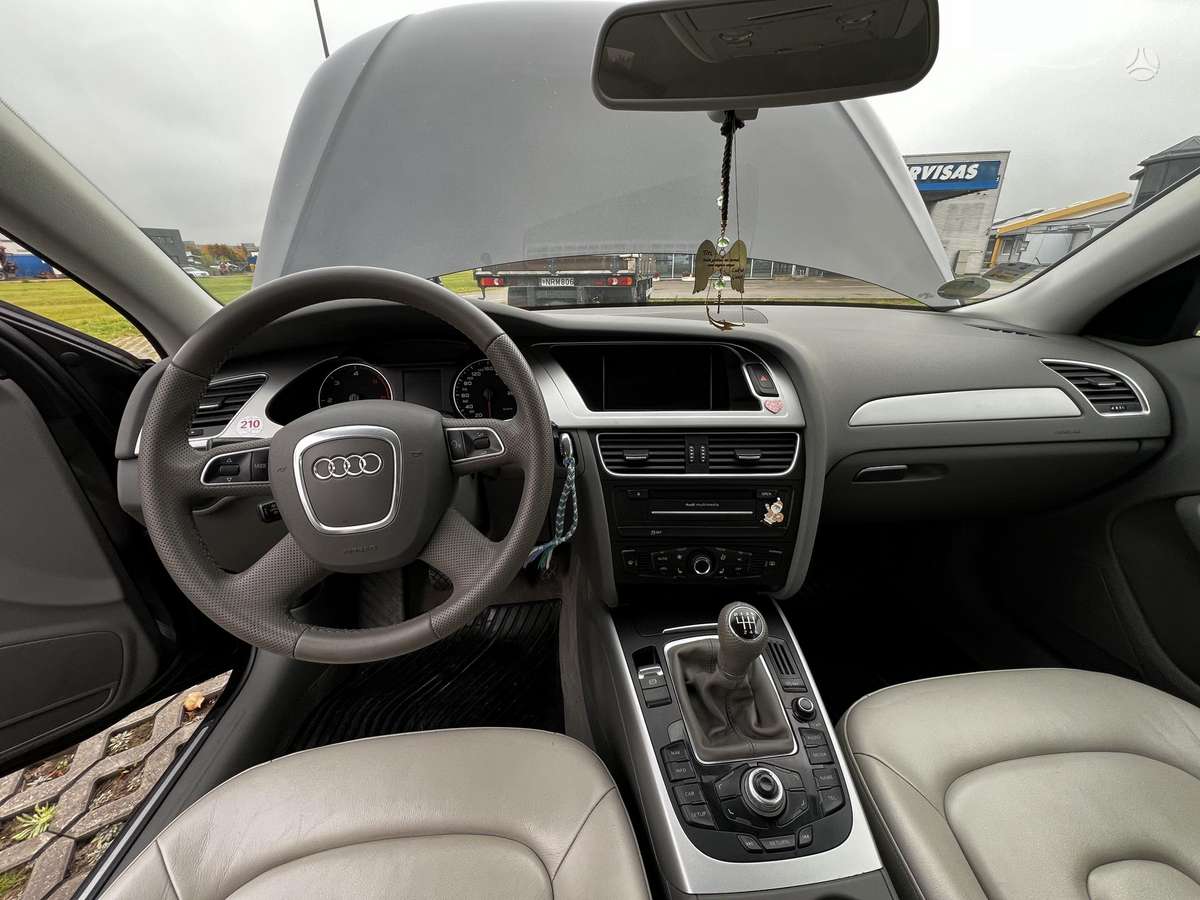 Audi A4, 2.0 l., Универсал