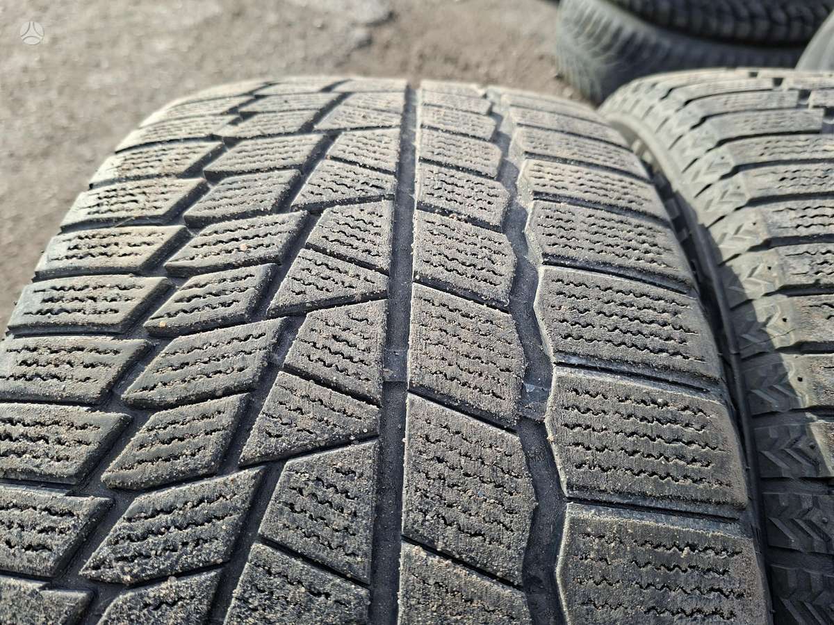 Maxxis, зимние 245/45 R19