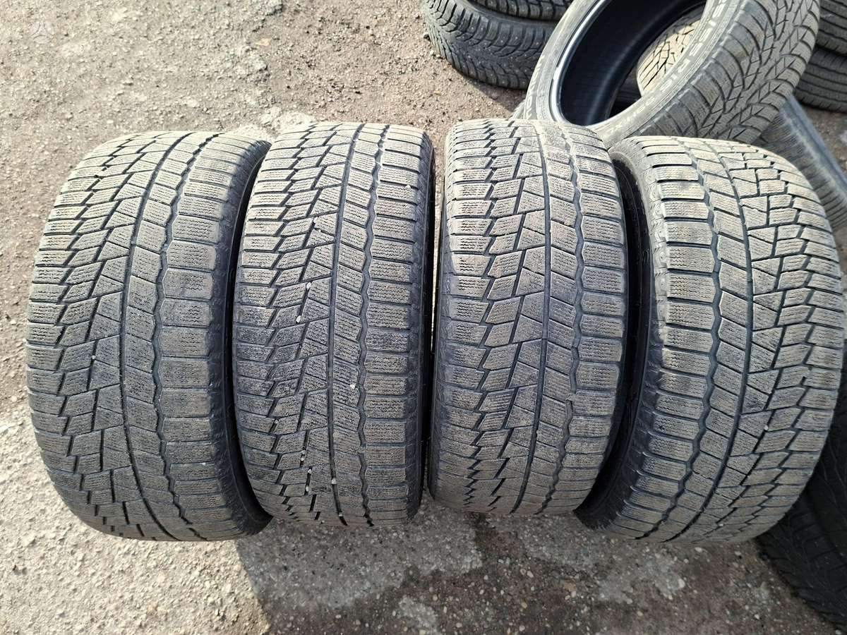 Maxxis, зимние 245/45 R19