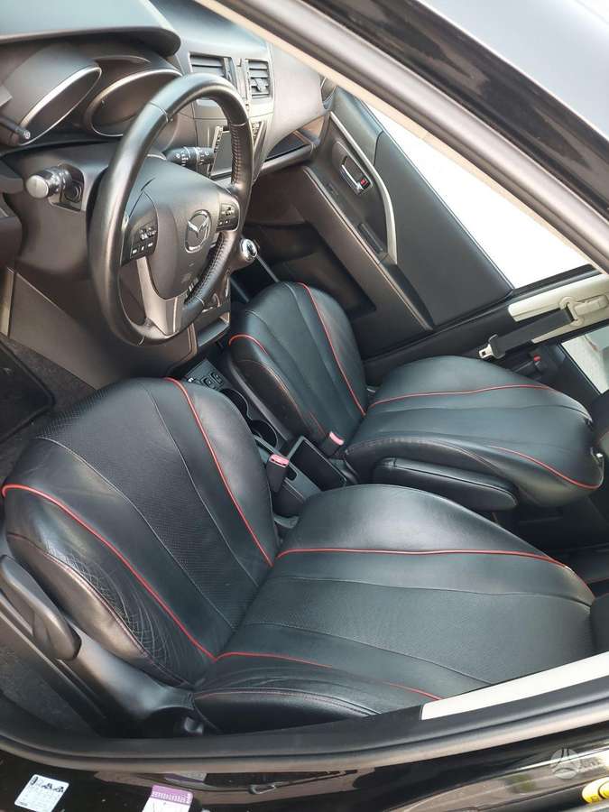 Mazda 5, 1.6 l., Минивэн