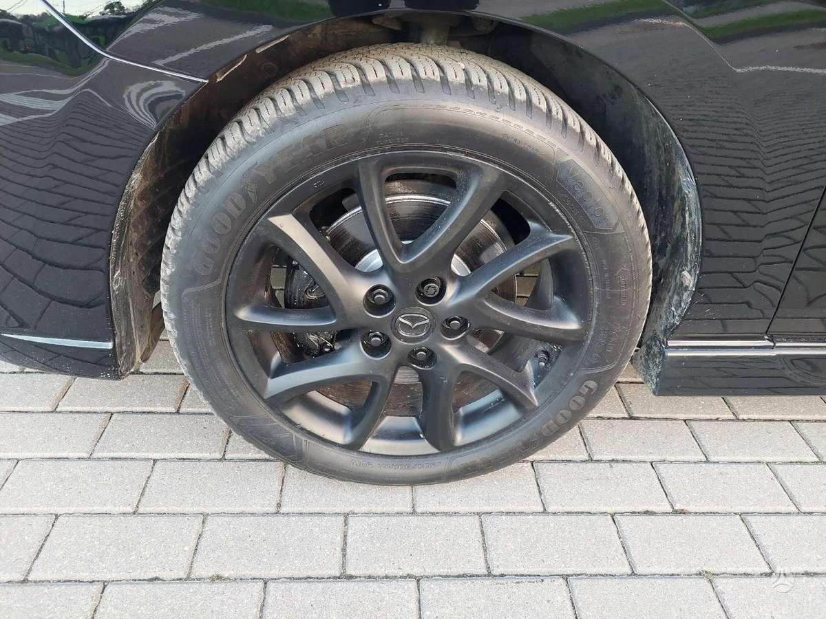 Mazda 5, 1.6 l., Минивэн