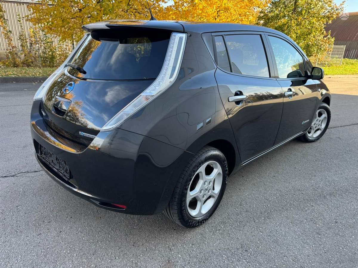 Nissan Leaf, 30 kWh, hatchback