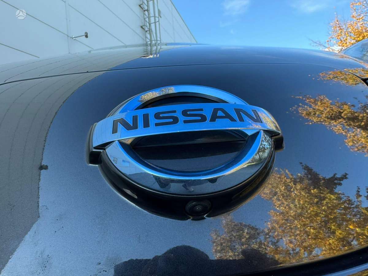 Nissan Leaf, 30 kWh, hatchback