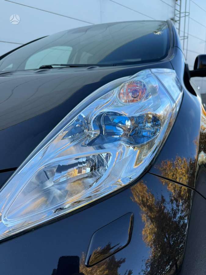 Nissan Leaf, 30 kWh, hatchback