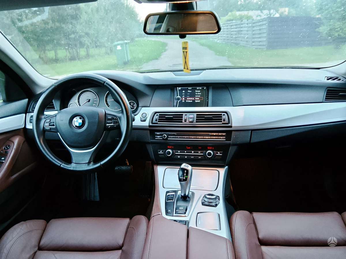 BMW 520, 2.0 l., wagon