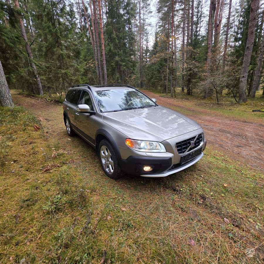 Volvo XC70