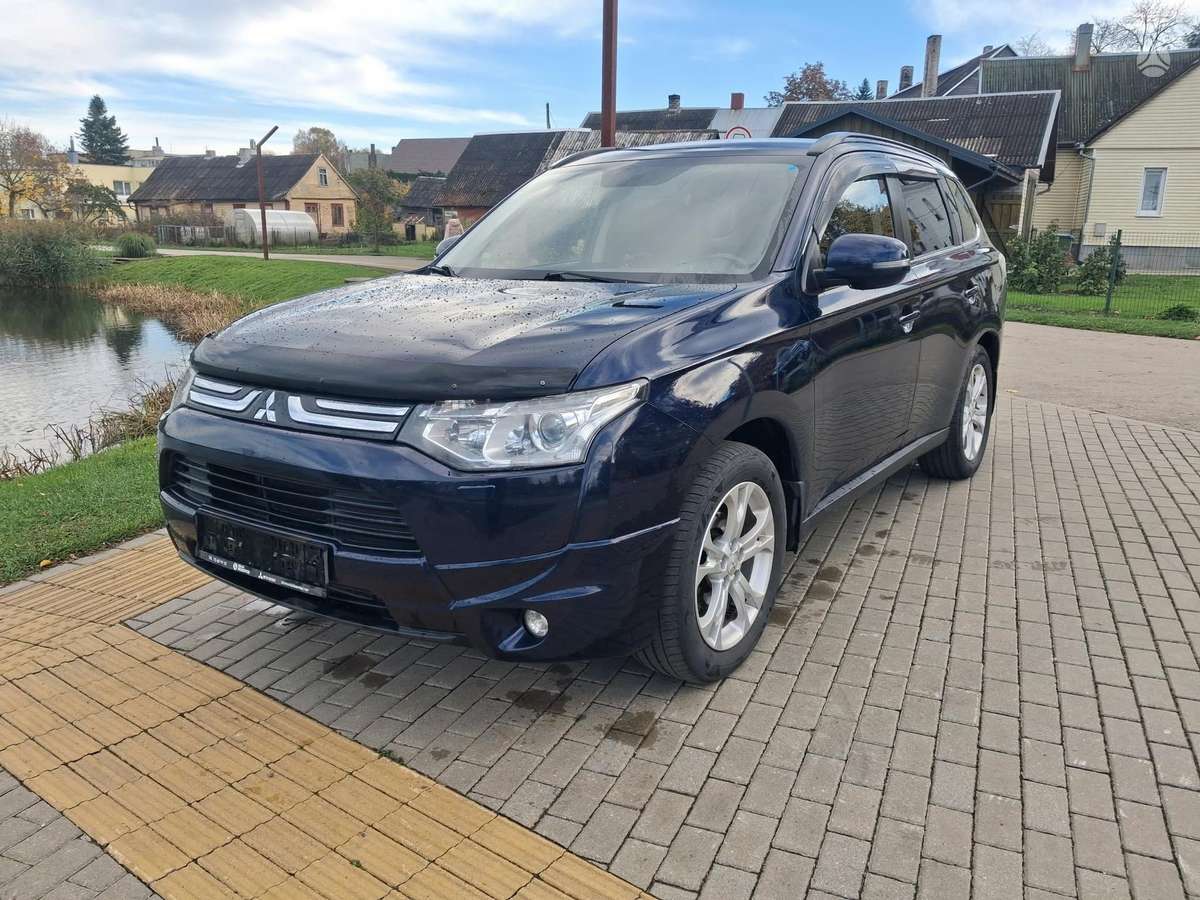 Mitsubishi Outlander