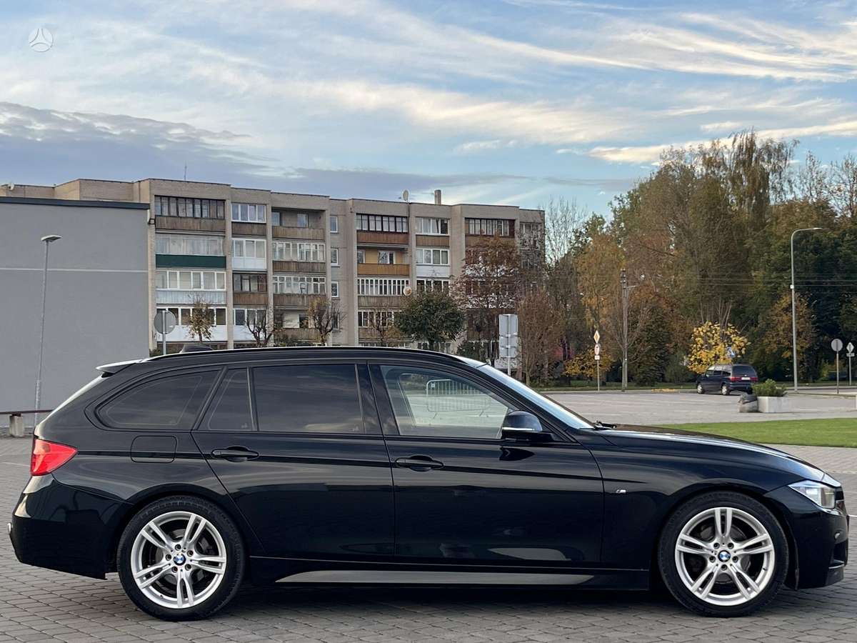 BMW 318, Универсал