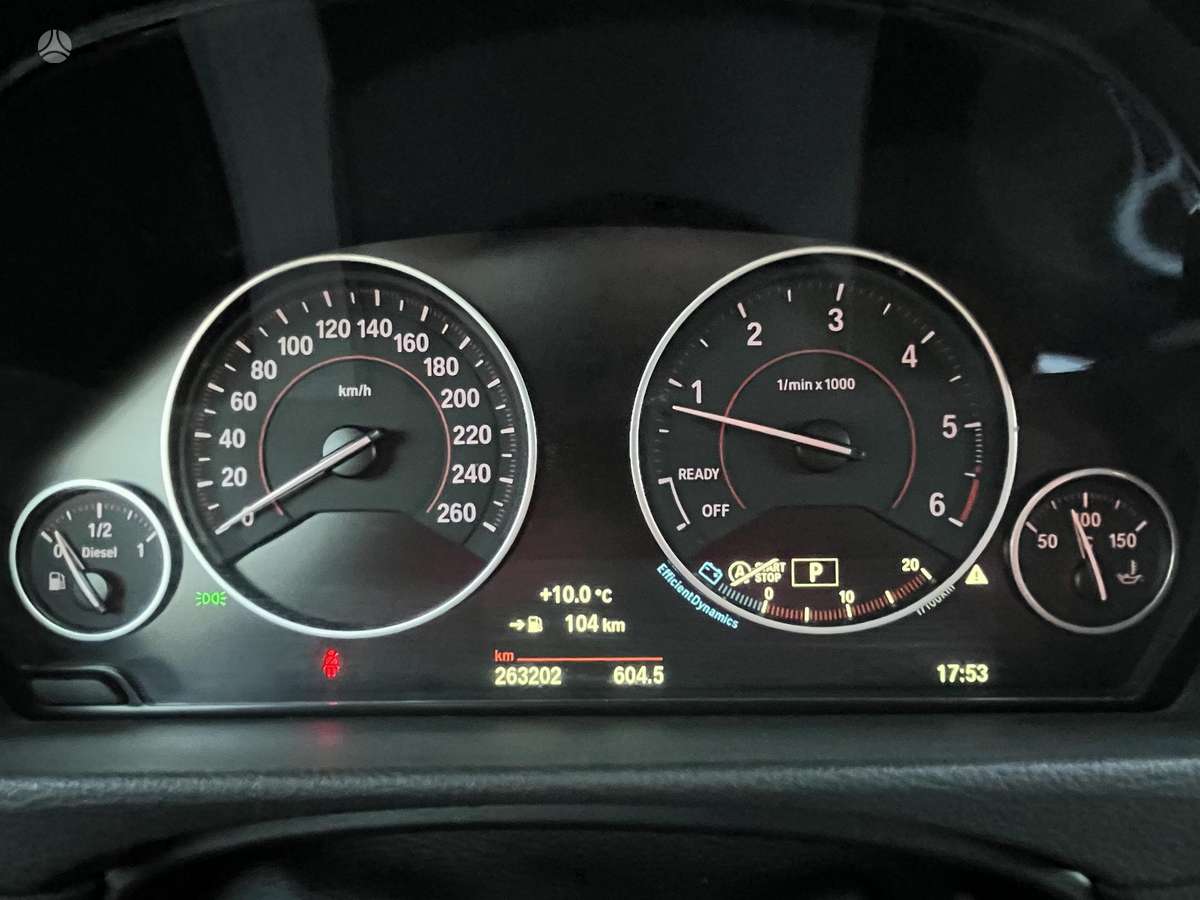 BMW 318, Универсал