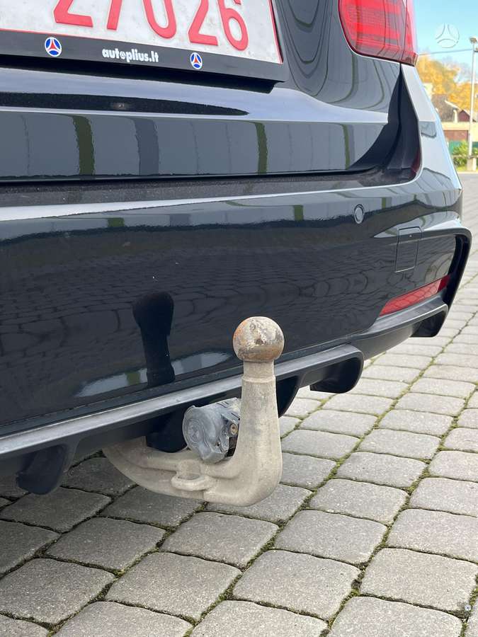 BMW 318, Универсал