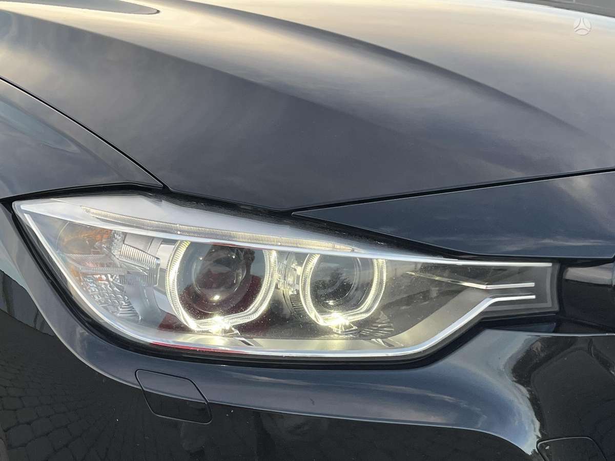 BMW 318, Универсал