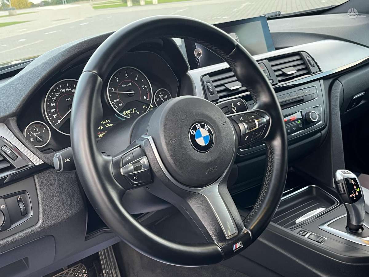 BMW 318, Универсал