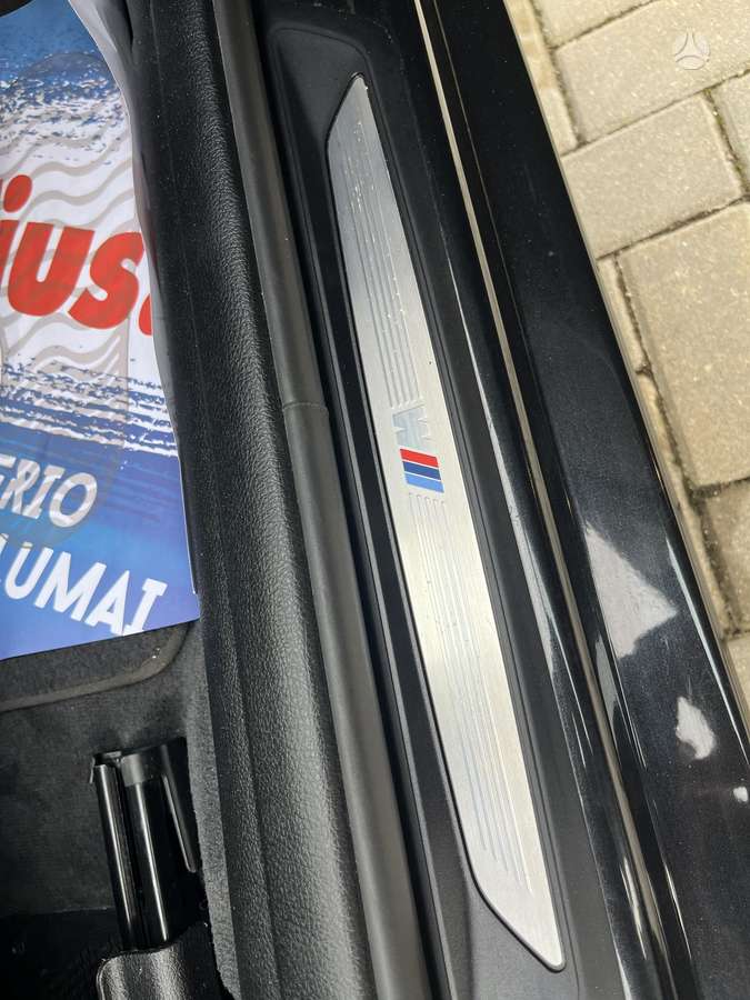 BMW 318, Универсал