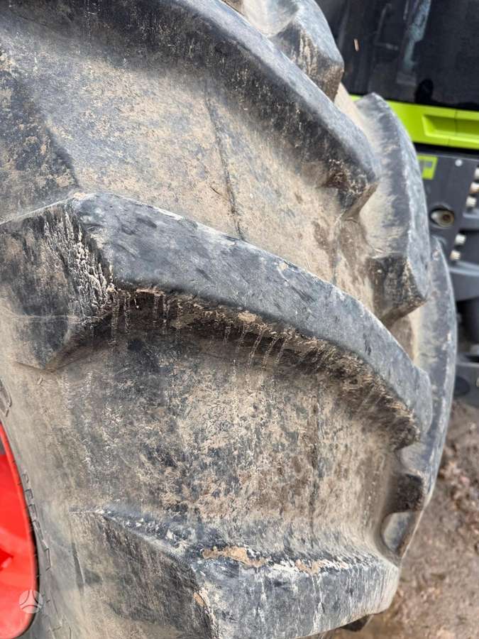 Claas Axion 960TT, tractors