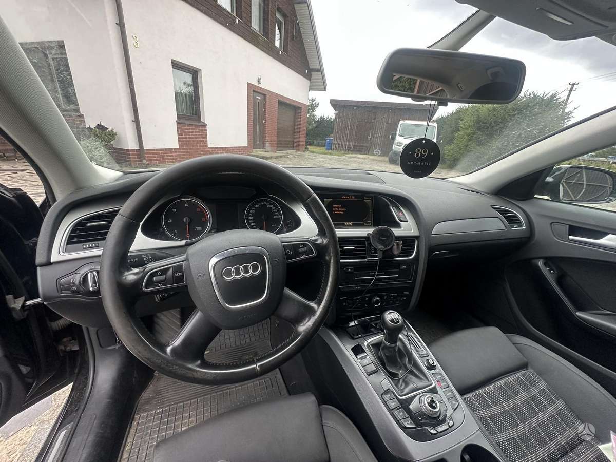 Audi A4, 2.0 l., Универсал