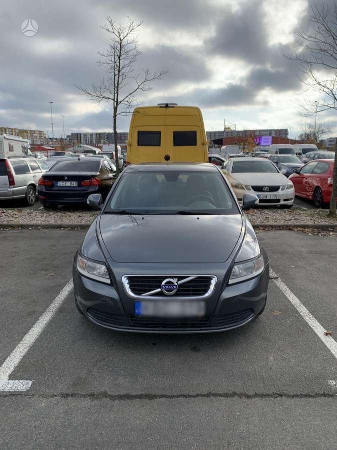 Volvo S40