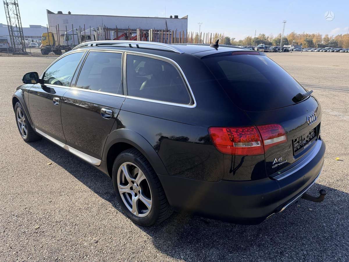 Audi A6 allroad, 3.0 l., Универсал