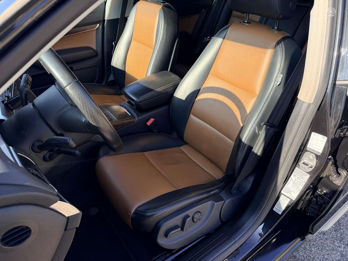Audi A6 allroad, 3.0 l., Универсал
