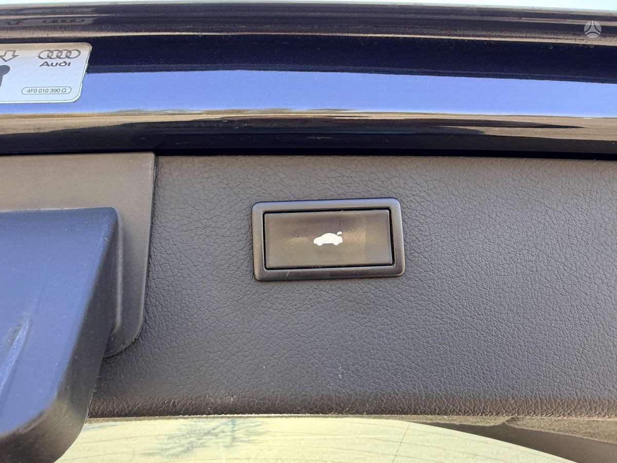 Audi A6 allroad, 3.0 l., Универсал