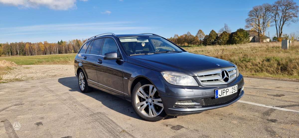 Mercedes-Benz C250