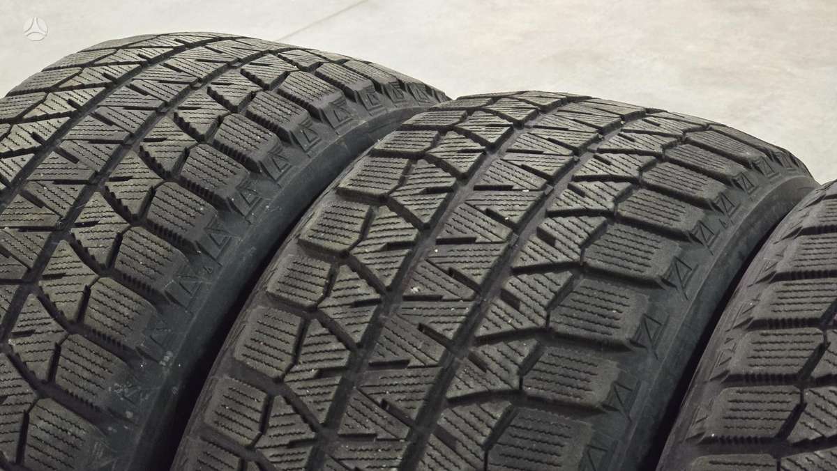 Bridgestone, зимние 225/50 R17