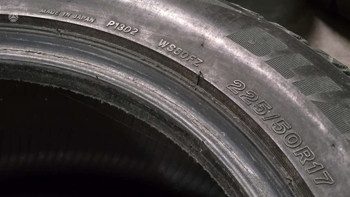 Bridgestone, зимние 225/50 R17