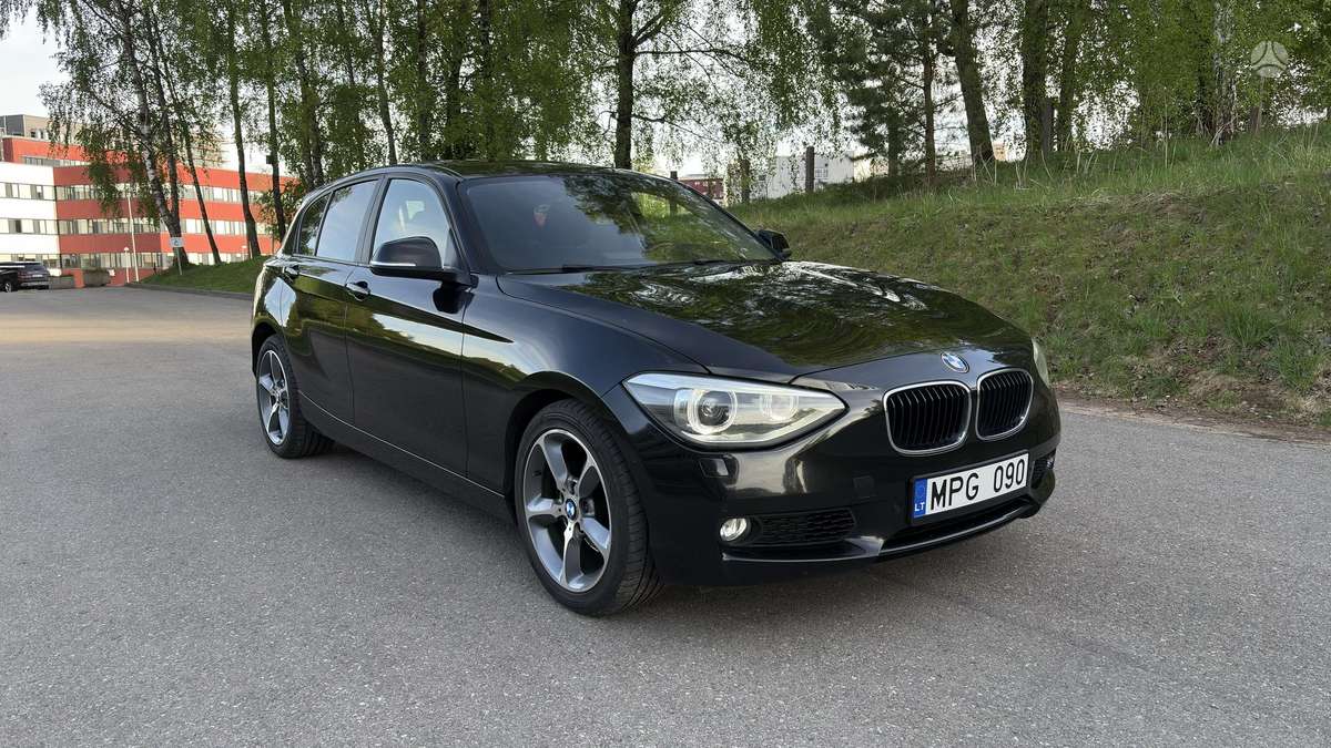 BMW 120