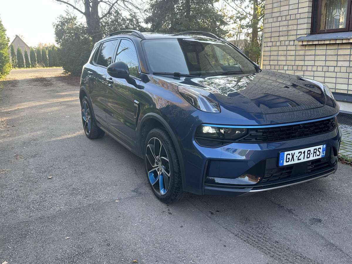 Lynk & Co 01