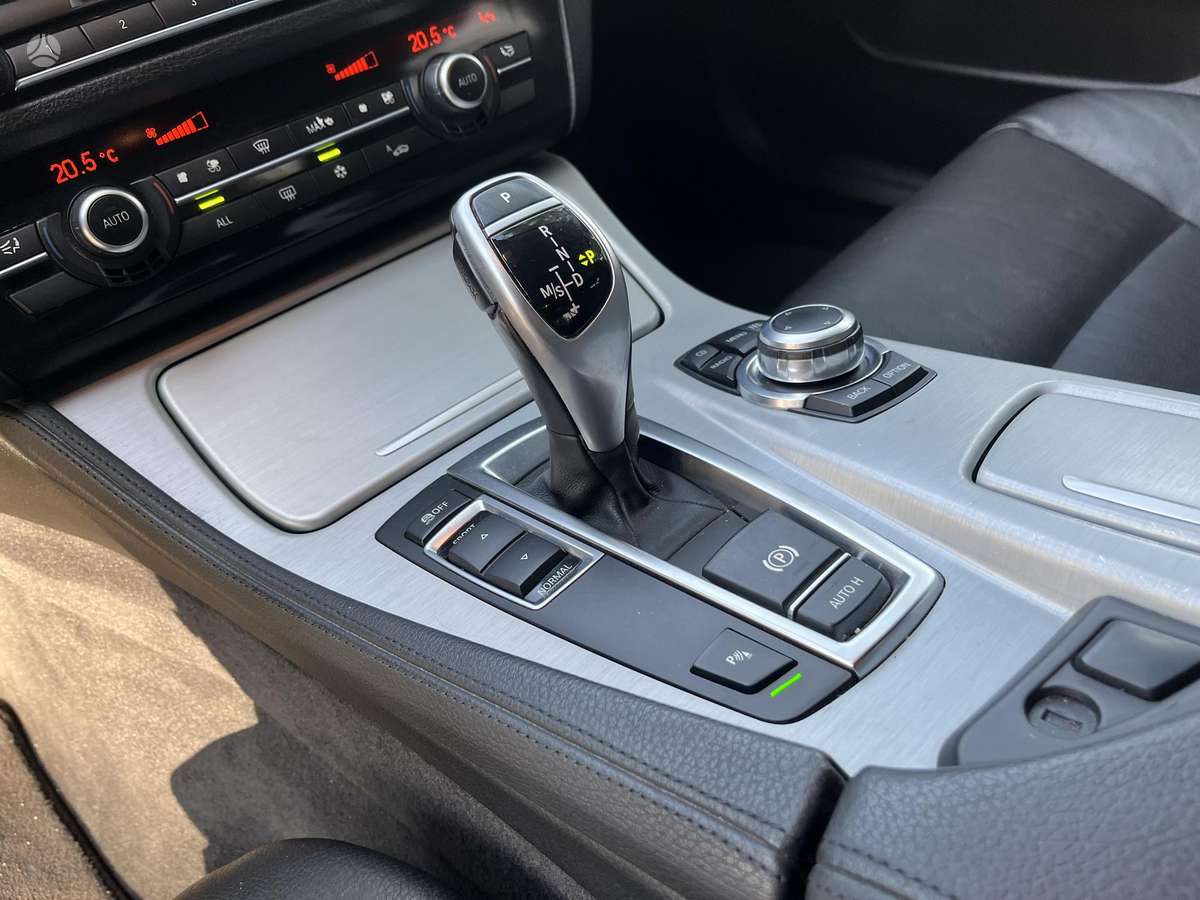 BMW 520, 2.0 l., Седан