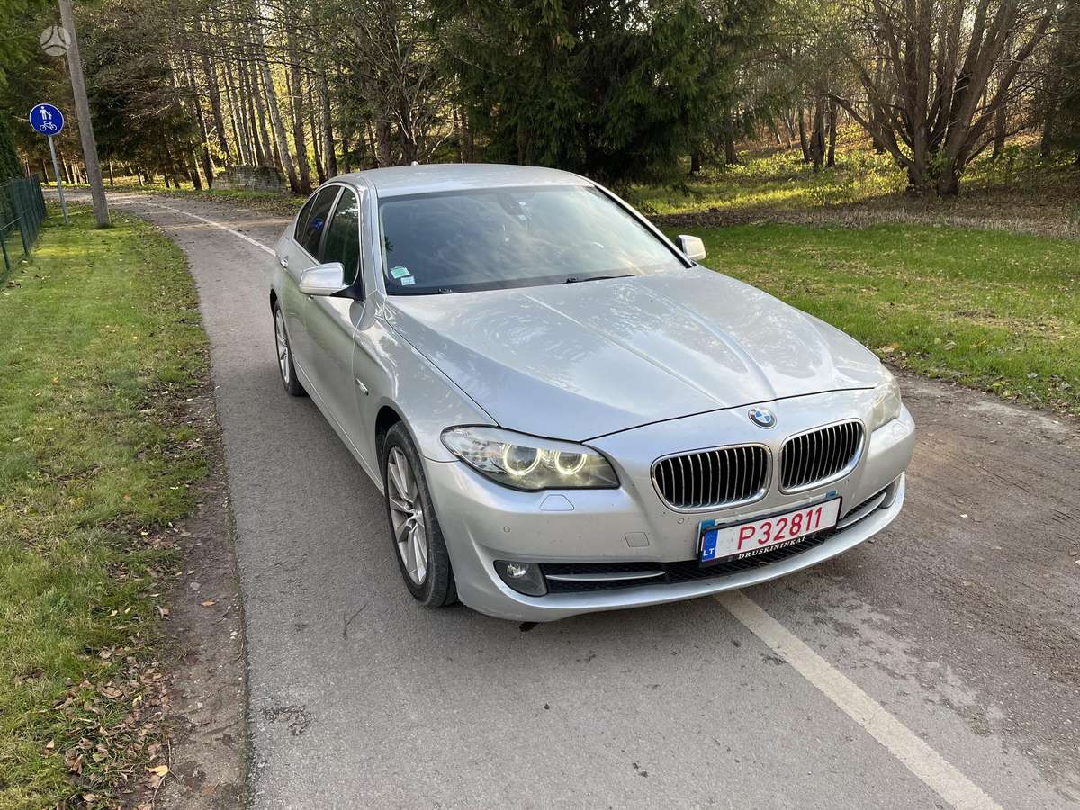 BMW 520, 2.0 l., Седан