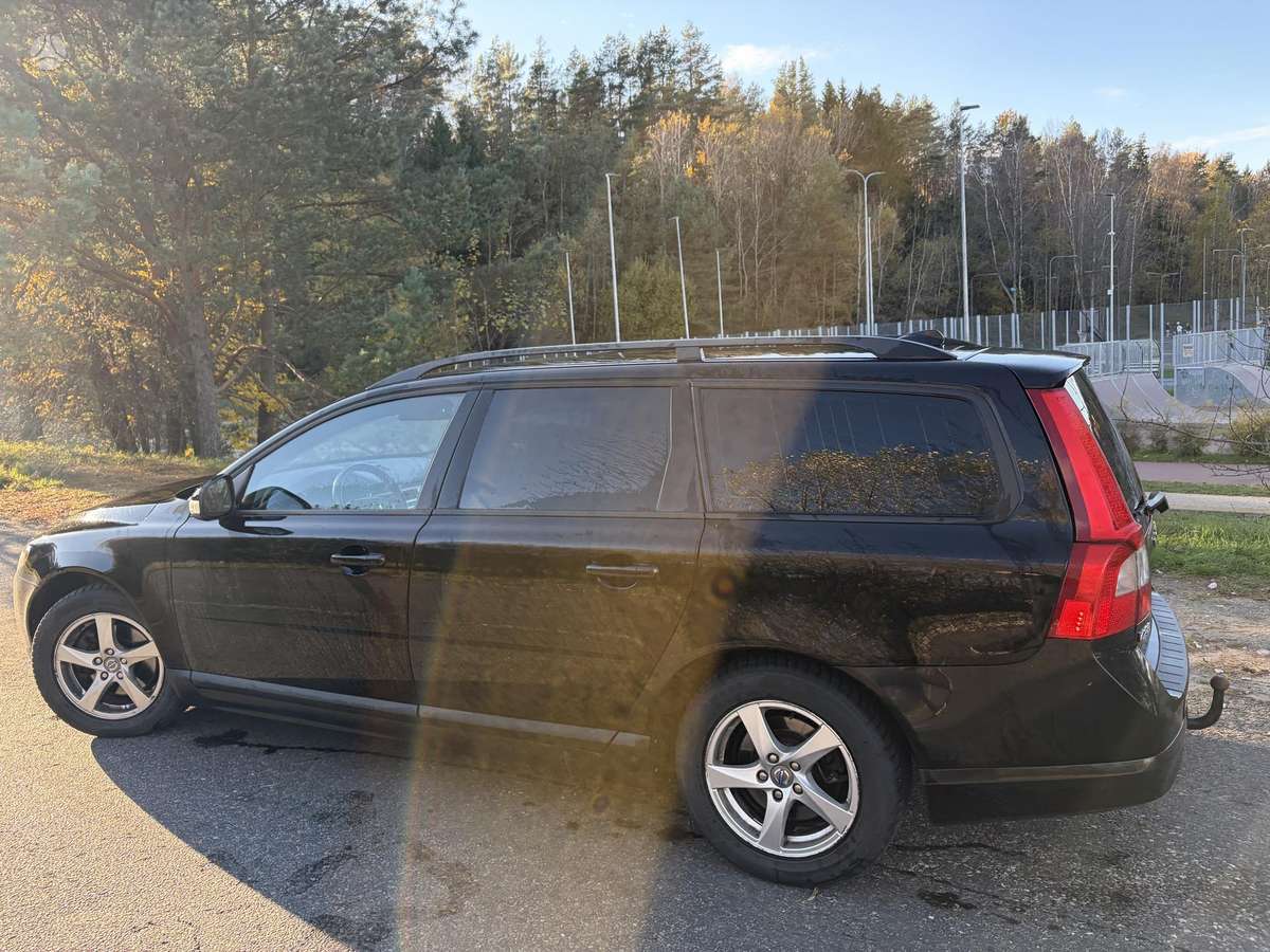 Volvo V70, 2.4 l., universalas