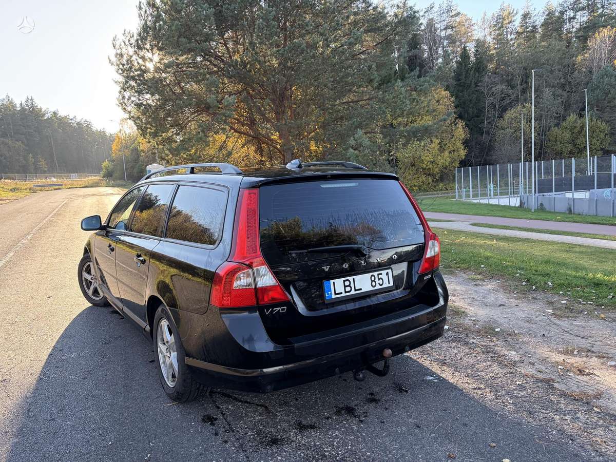 Volvo V70, 2.4 l., universalas