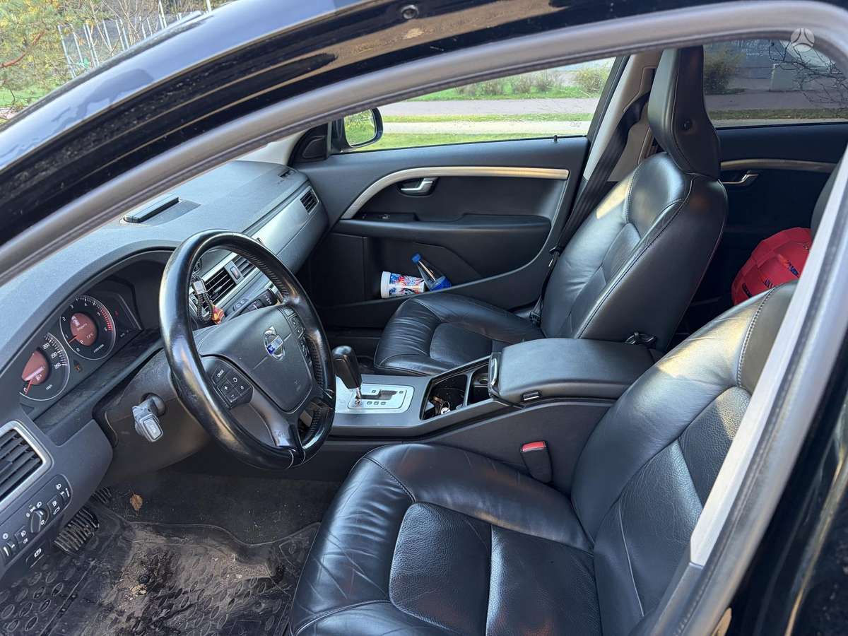 Volvo V70, 2.4 l., universalas