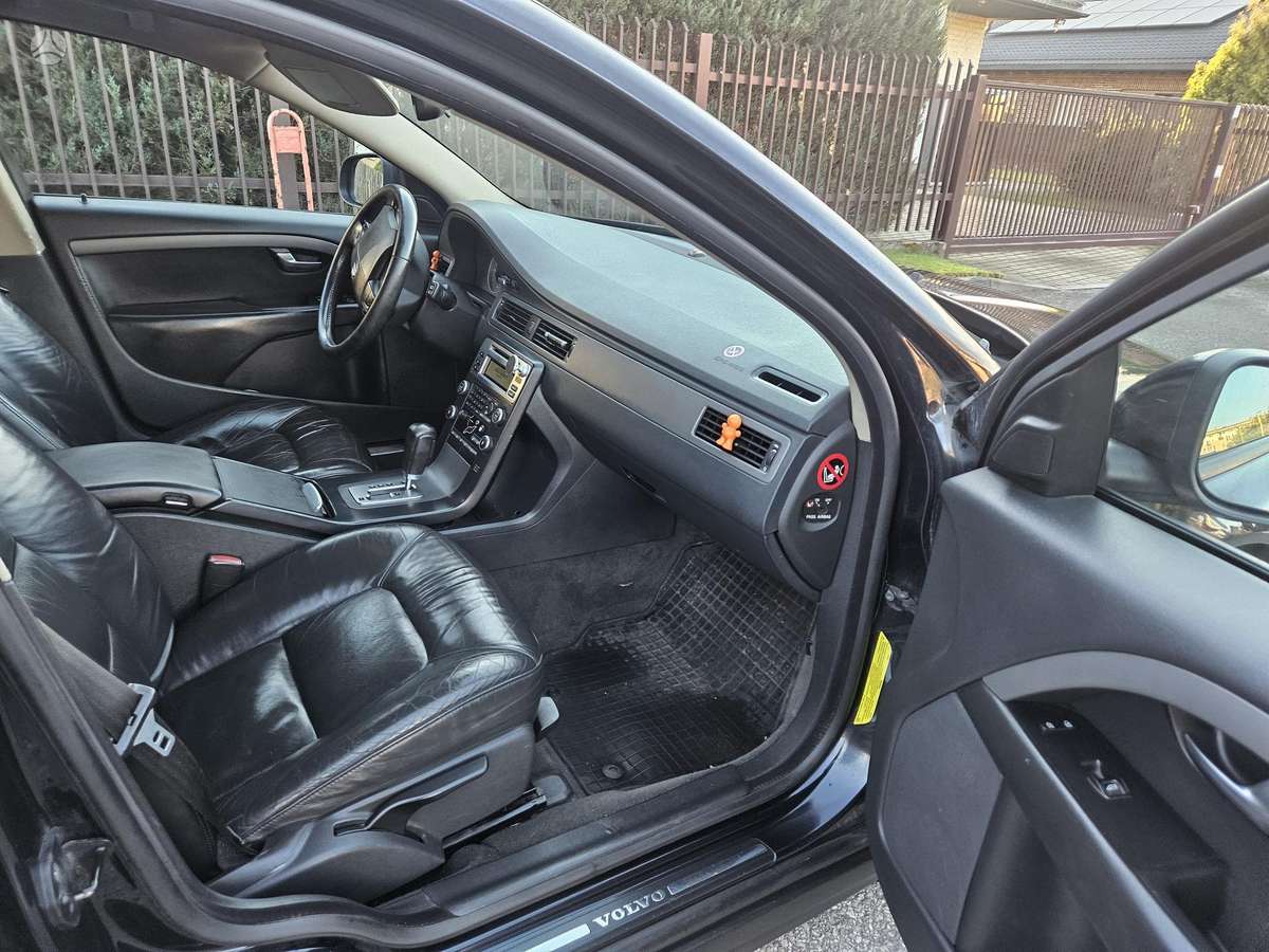 Volvo V70, 2.4 l., Универсал