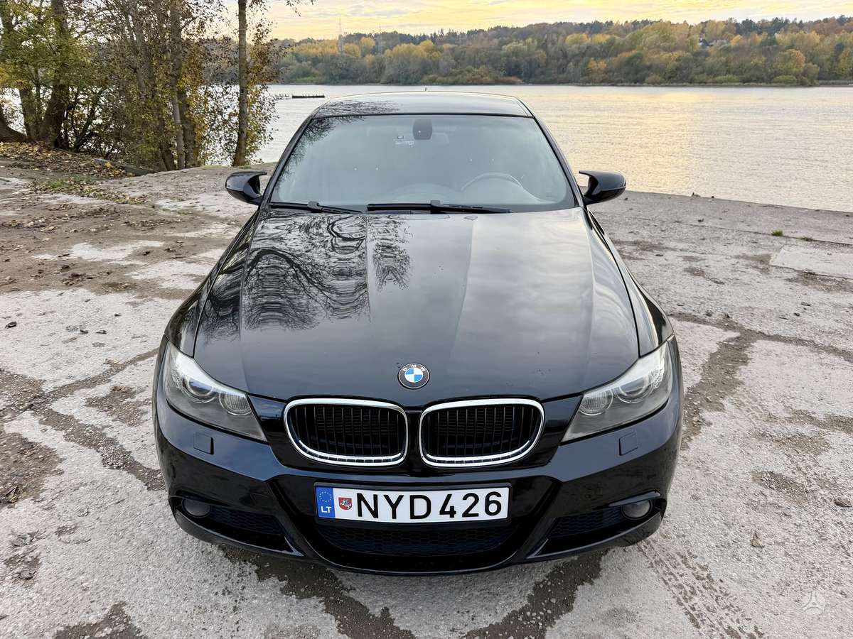 BMW 330, 3.0 l., Универсал