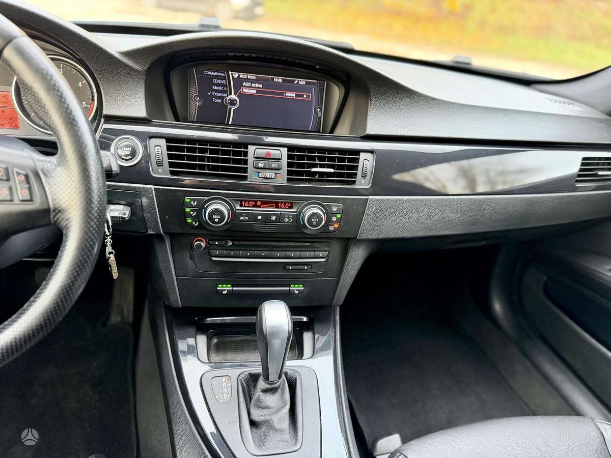 BMW 330, 3.0 l., Универсал