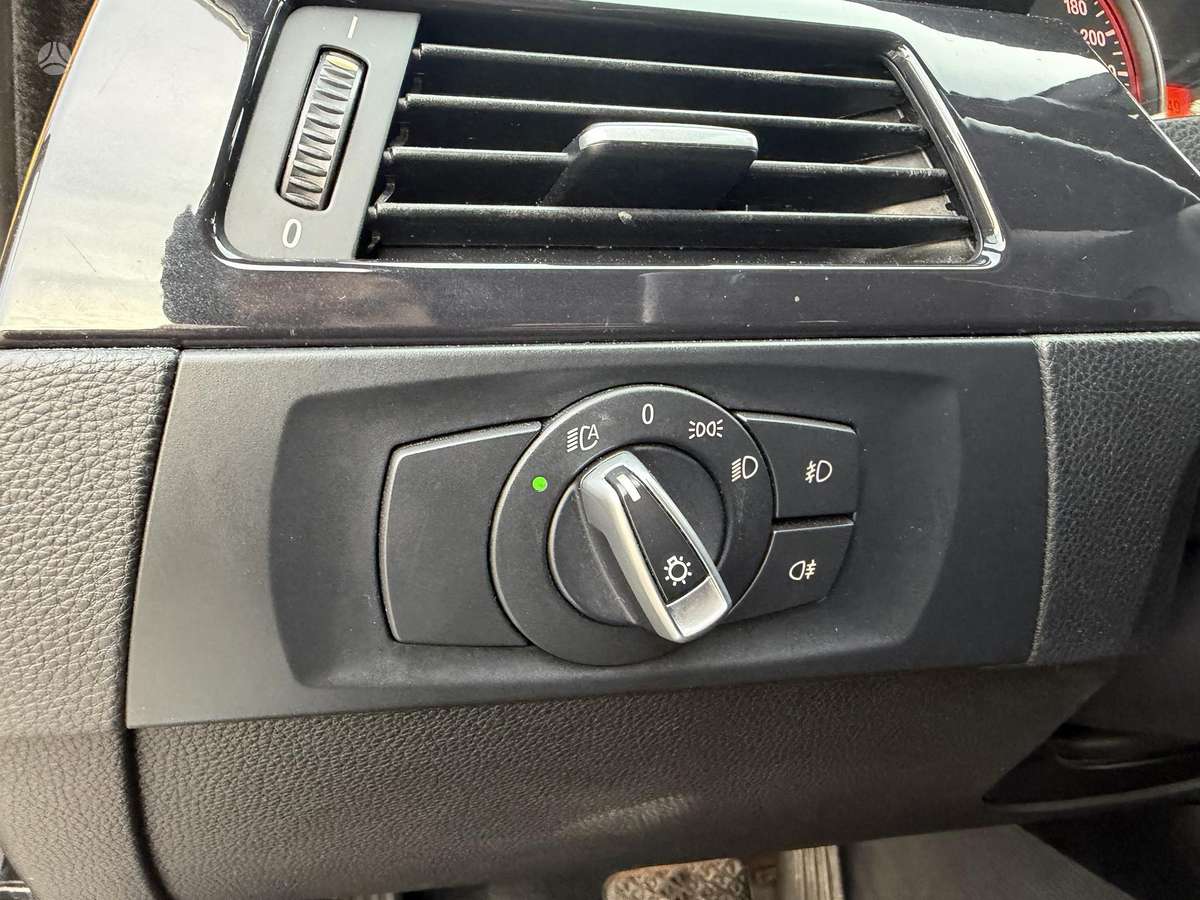 BMW 330, 3.0 l., Универсал
