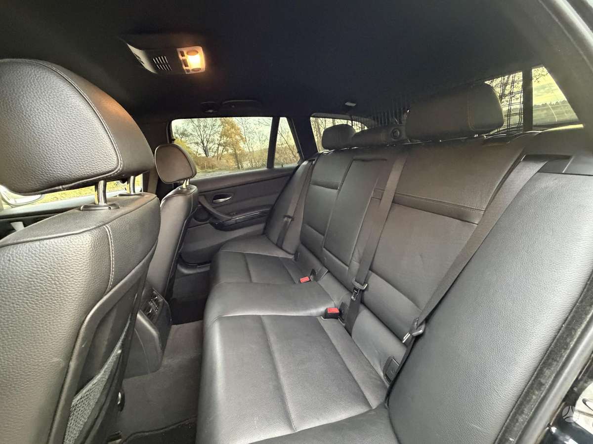 BMW 330, 3.0 l., Универсал