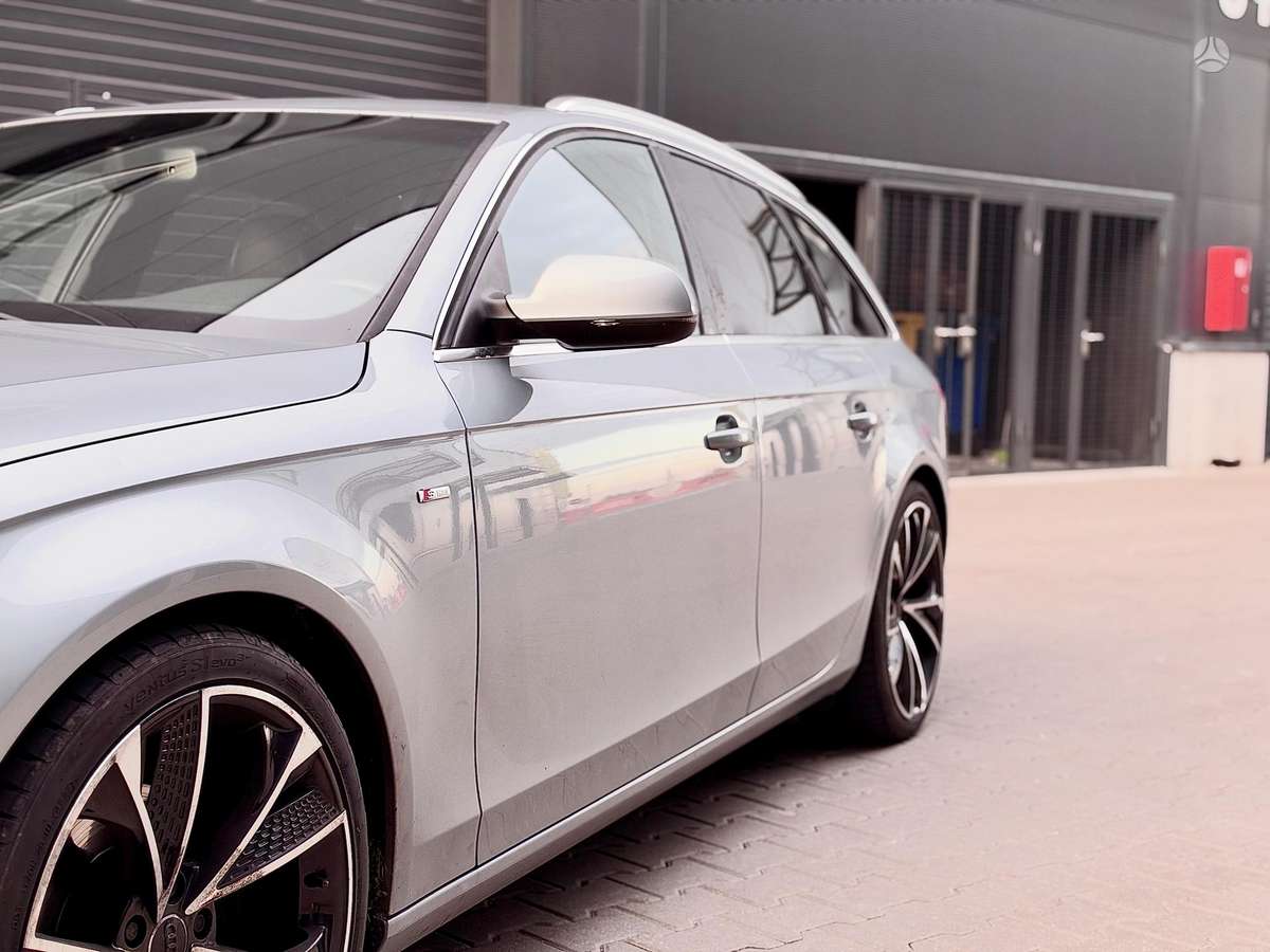 Audi A4, 1.8 l., Универсал