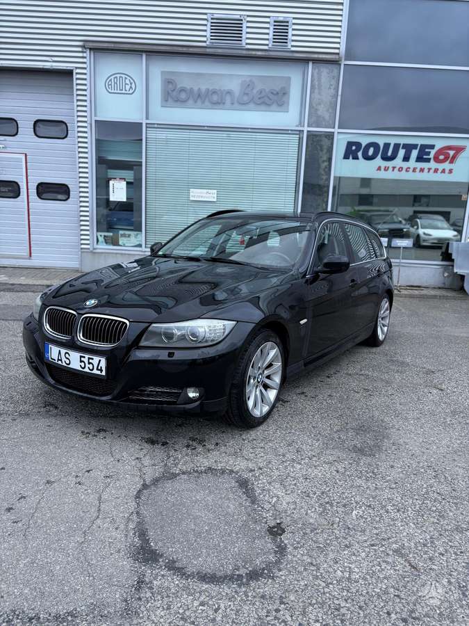 BMW 320