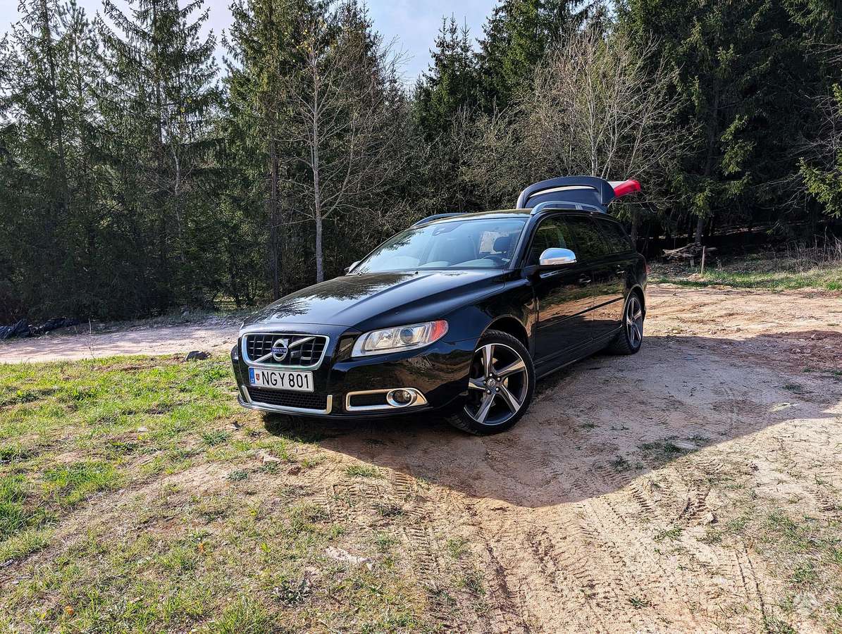 Volvo V70, 2.0 l., Универсал